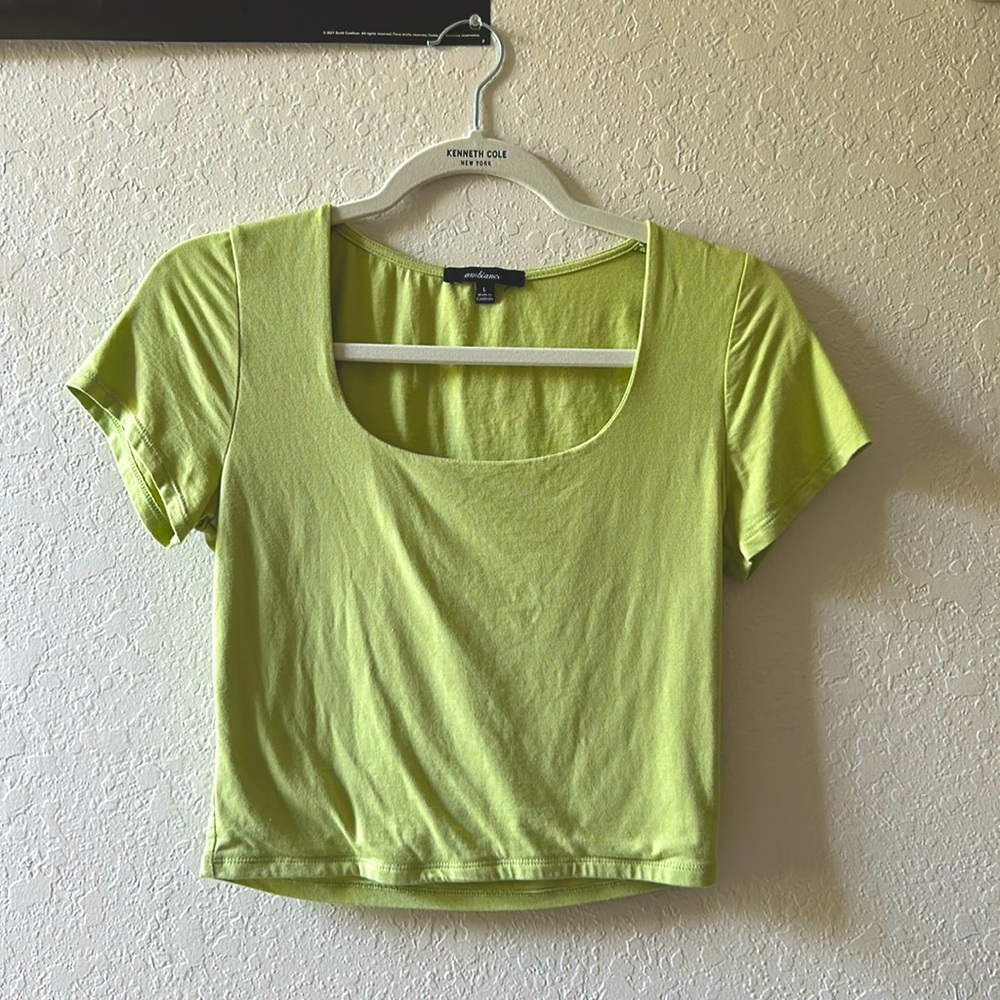 Green Square Neck Top Short Sleeves